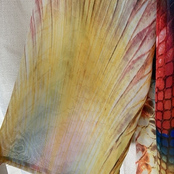 Bellissima flowing reptile feathery print Sheer Blouse medium - Picture 5 of 10